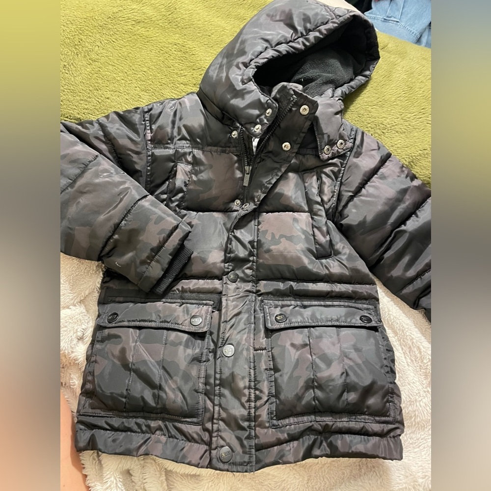 EUC DKNY Black and Brown Camouflage Puffer Coat